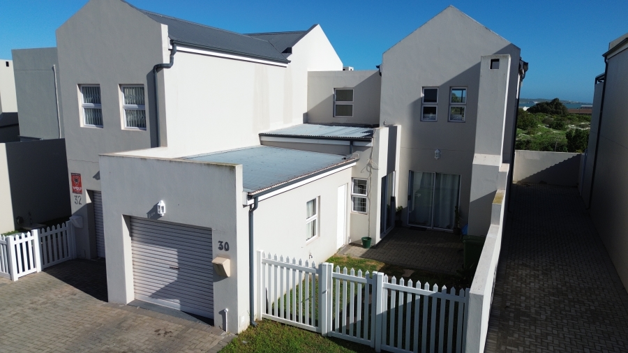 3 Bedroom Property for Sale in Villa Diamante Western Cape